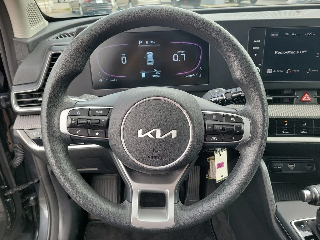 2025 Kia Sportage LX - Photo 23