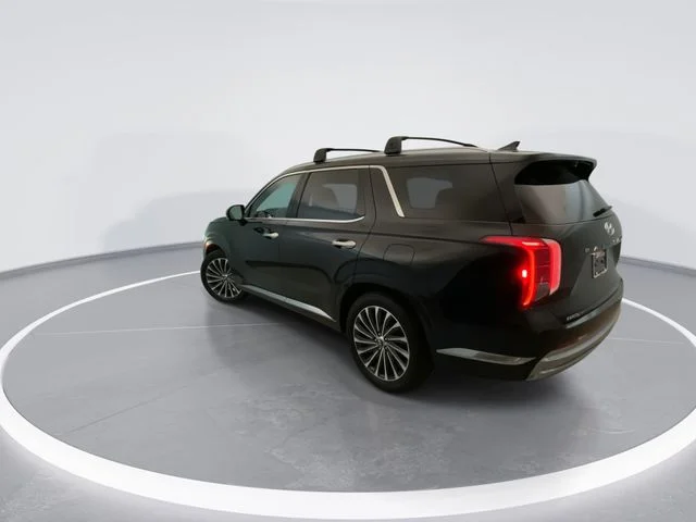 Used 2023 Black Hyundai Calligraphy image 4