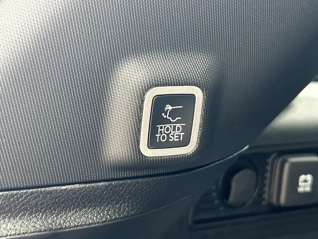 Used 2025 Gray Jeep Limited image 12