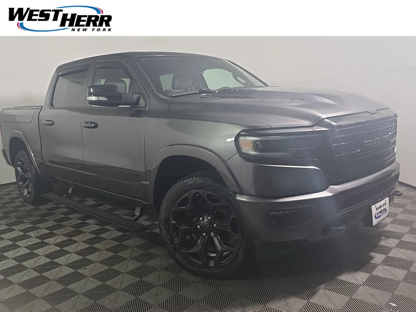 Used 2022 Granite Crystal Metallic Clearcoat Ram Limited image 1