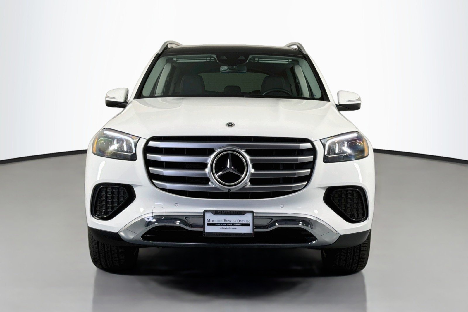 Certified Used 2026 Polar White Mercedes-Benz GLS 450 image 3