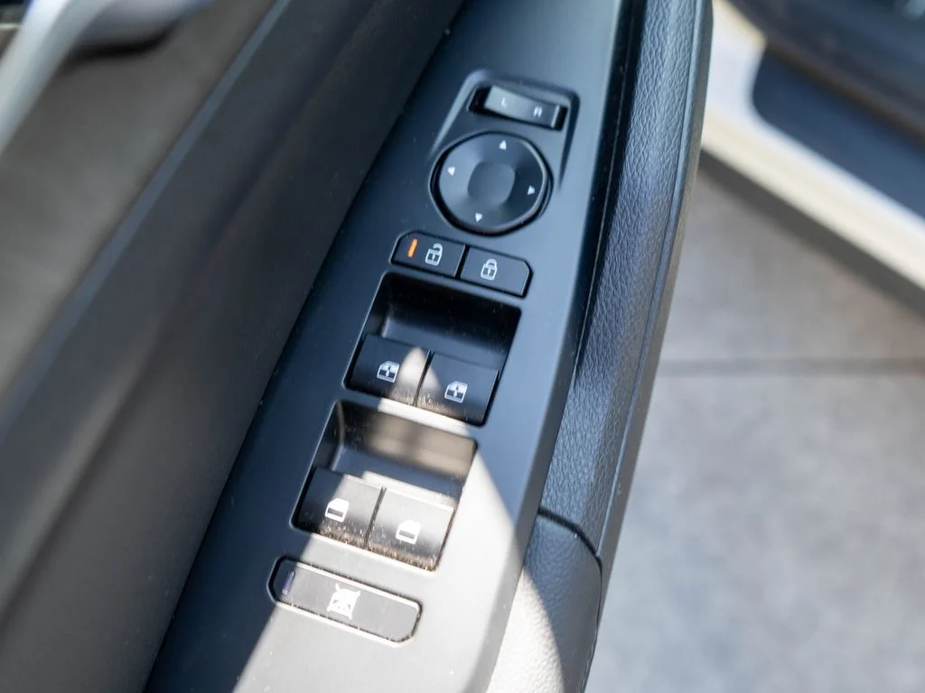 2026 Kia Sportage X-Line Hybrid - Photo 17
