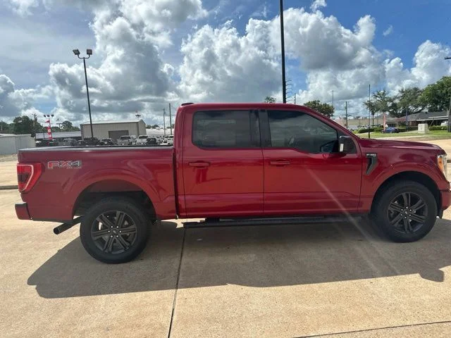 Used 2021 Red Ford XLT image 16