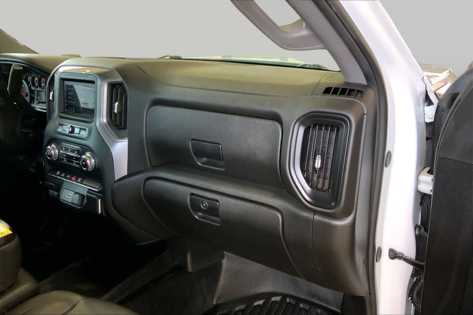 Used 2024 Summit White GMC Pro image 18