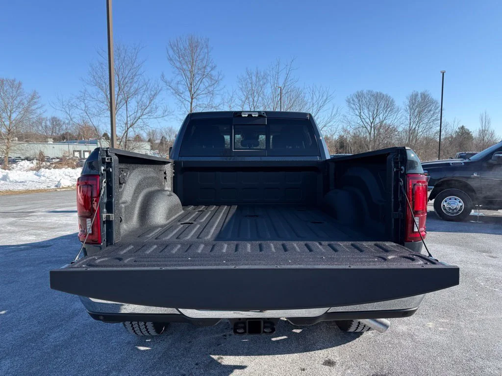 2026 RAM 3500 Laramie - Photo 34