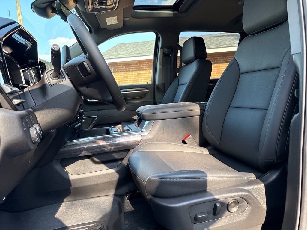 New 2025 Black Chevrolet LTZ image 23