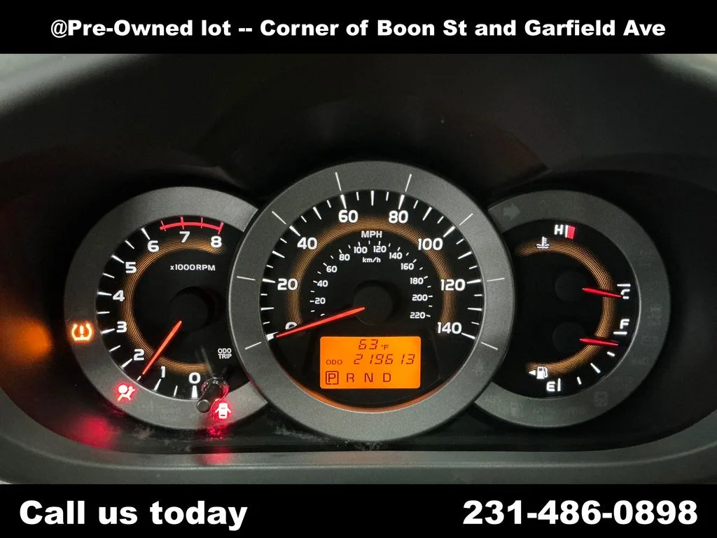 Used 2012 Blue Toyota Base image 21