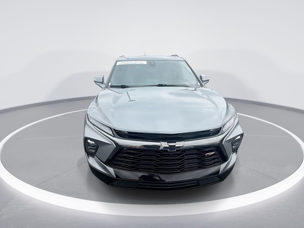 Used 2024 Gray Chevrolet RS image 3