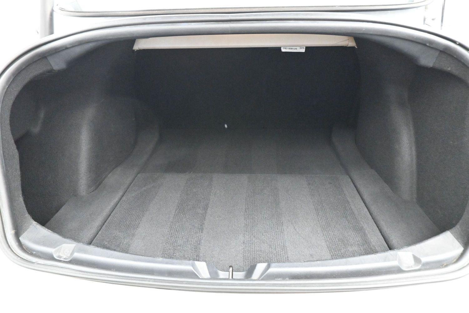Used 2021 Pearl White Multi-Coat Tesla Standard Range Plus image 9