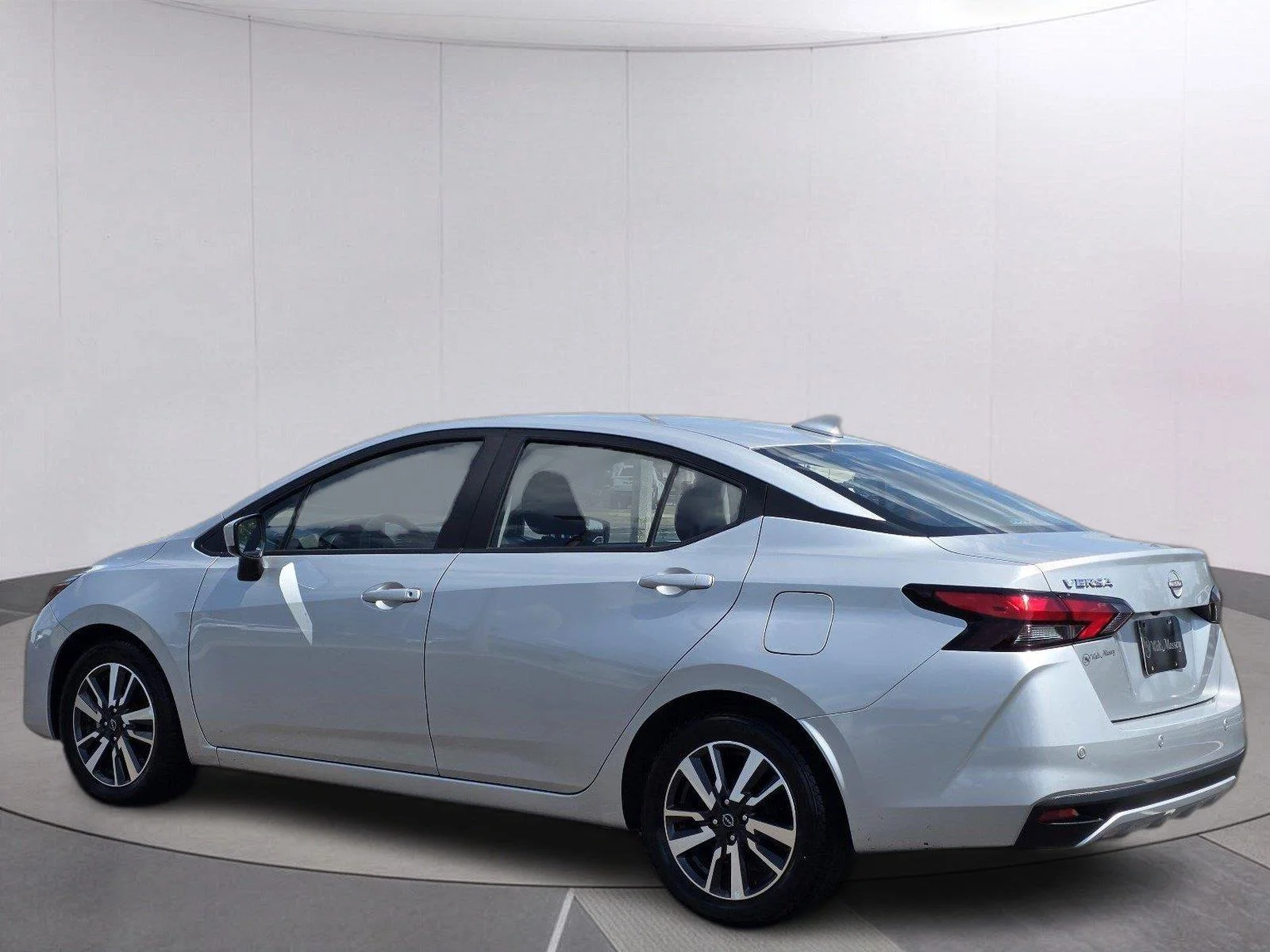 Used 2025 Brilliant Silver Metallic Nissan SV image 7
