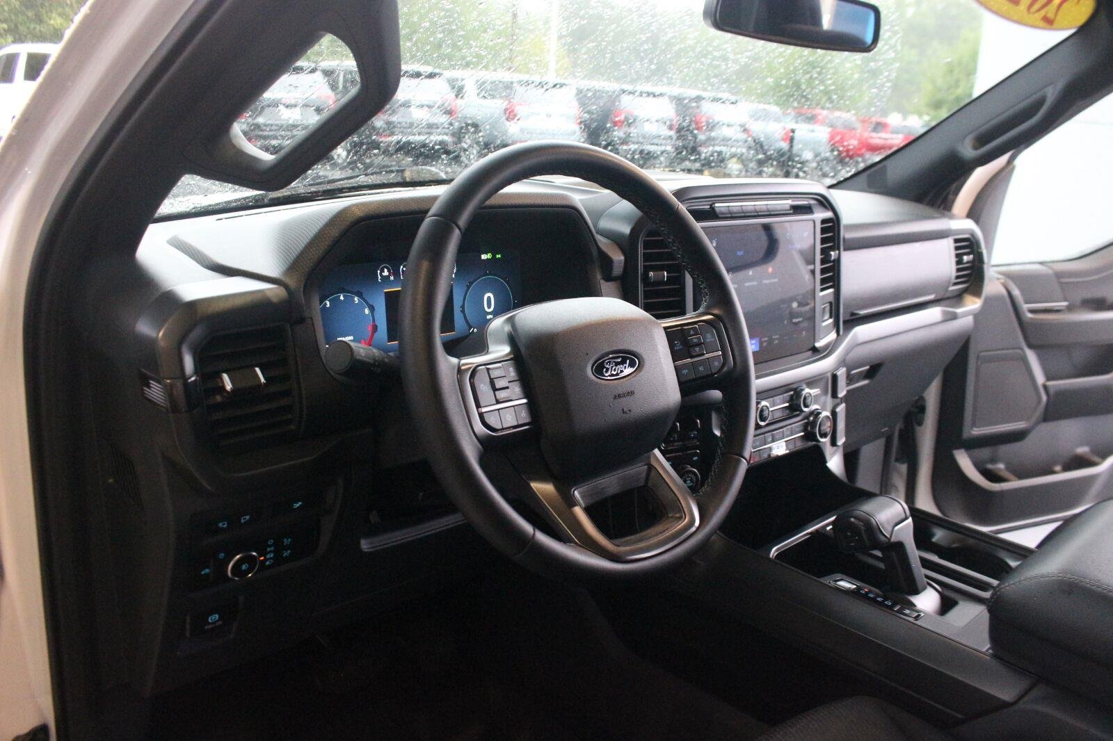 Used 2024 White Ford XLT image 16