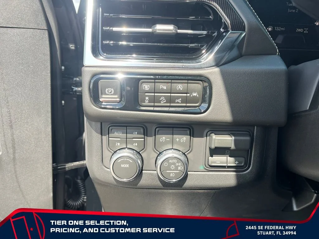 New 2026 Onyx Black GMC Elevation image 25