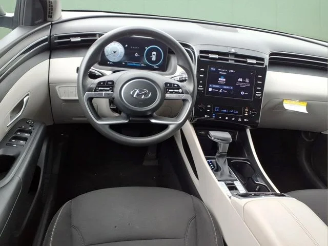 Used 2024 Gray Hyundai SEL image 17