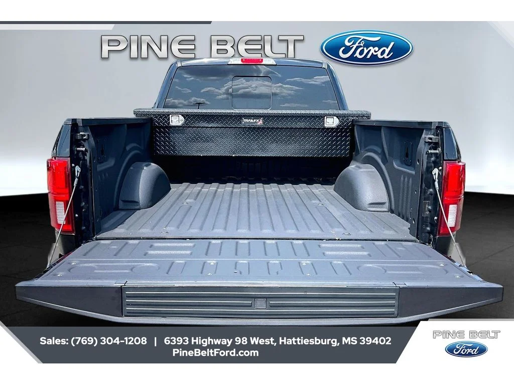 Used 2019 Agate Black Metallic Ford King Ranch image 12