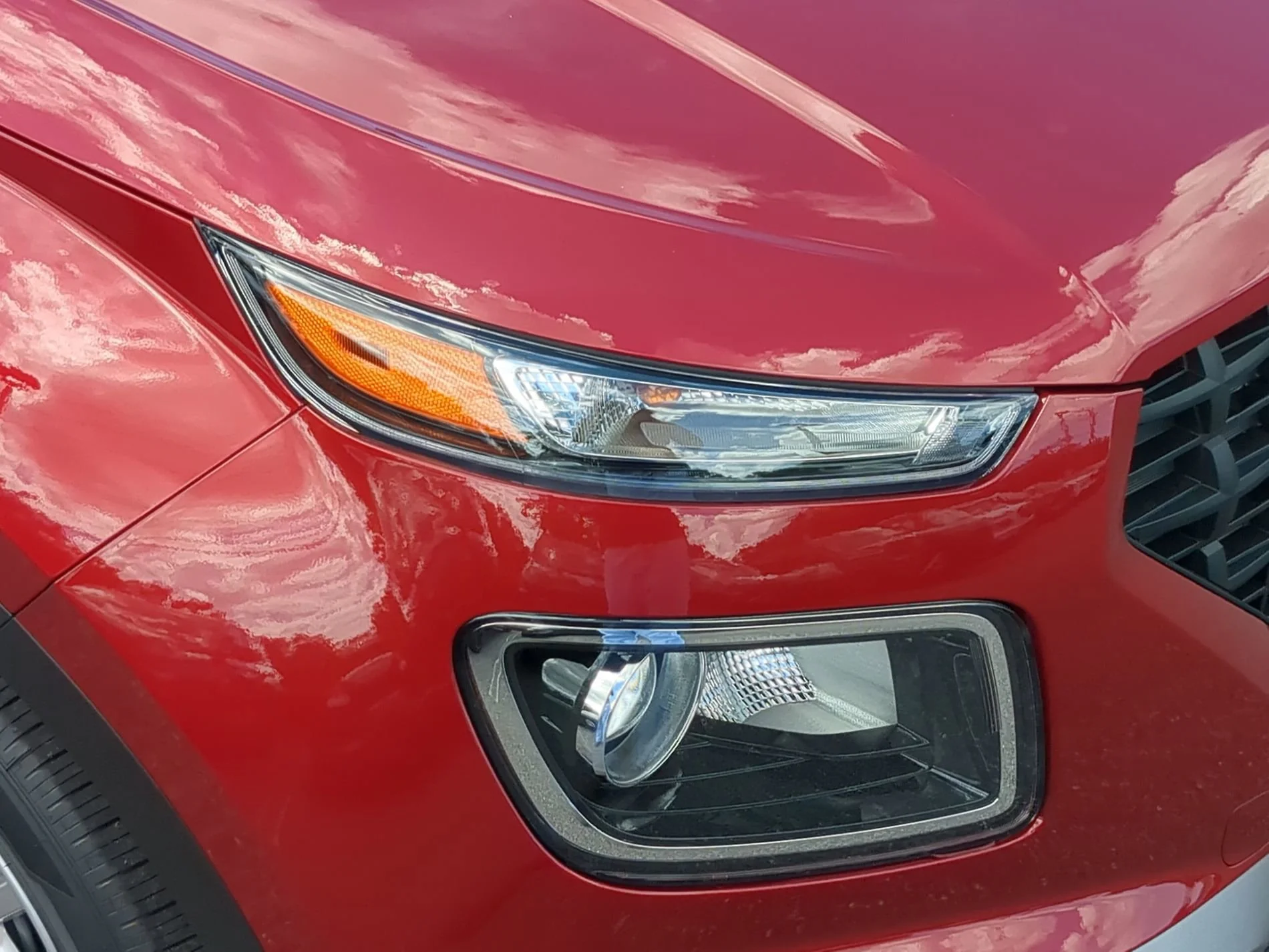 Used 2026 Ultimate Red Hyundai SE image 25
