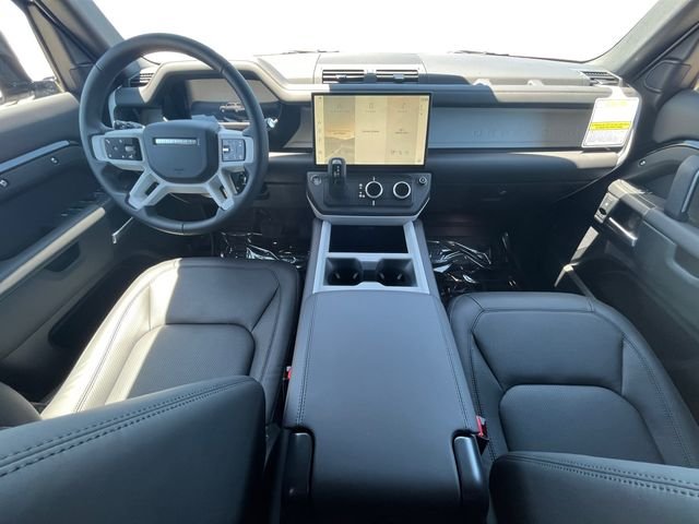 New 2026 Santorini Black Land Rover X-Dynamic SE image 12