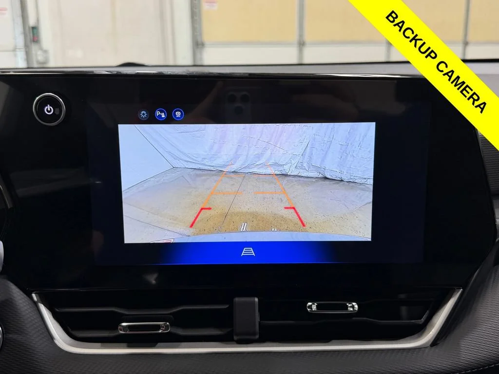 2027 Chevrolet Equinox LT - Photo 9