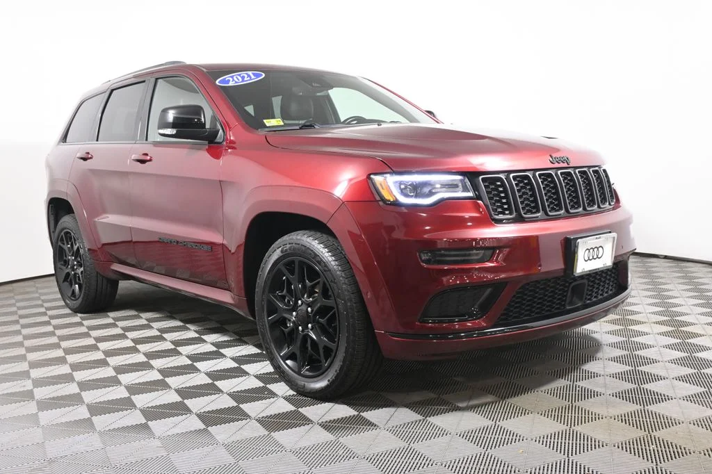 Used 2021 Red Jeep Limited X image 9