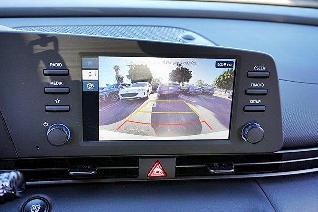 Used 2026 White Hyundai SEL Sport image 24