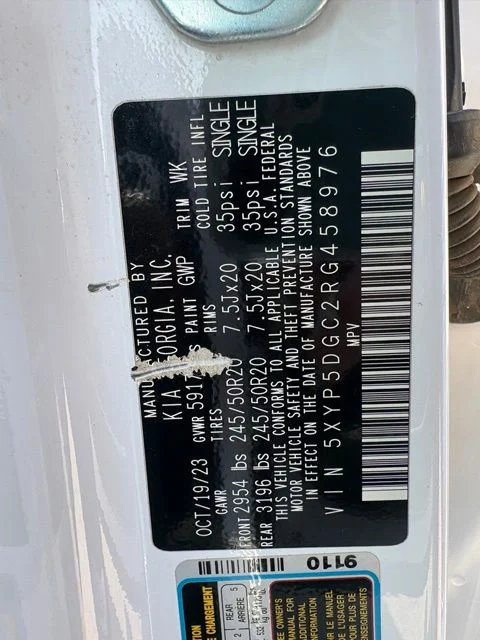 Used 2024 White Kia SX X-Line image 34