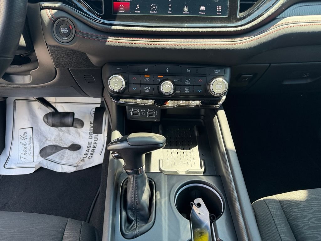 Used 2025 White Dodge R/T image 12
