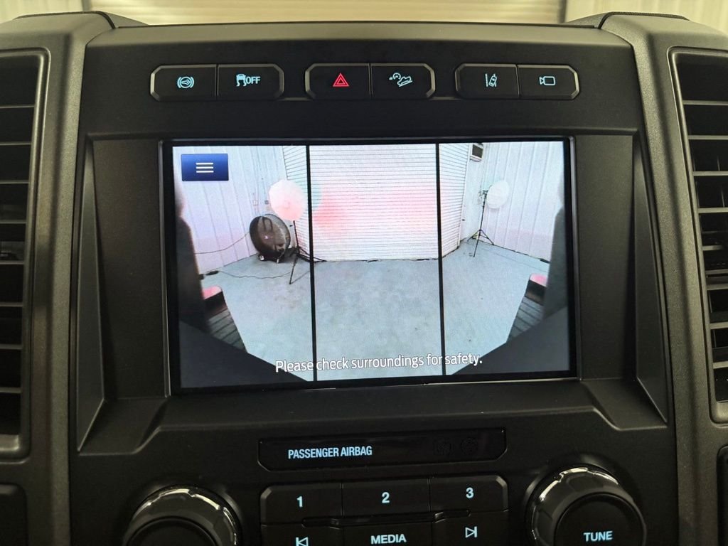 Used 2022 Black Ford XL image 19