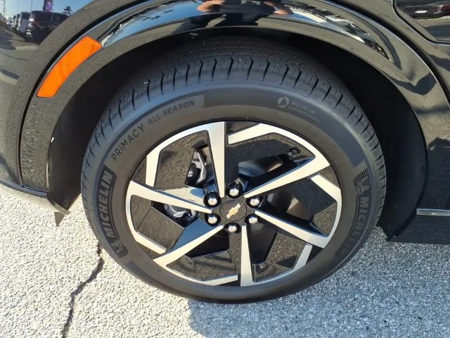 Used 2025 Black Chevrolet LT image 10