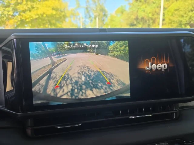 Used 2026 White Jeep Sahara image 22