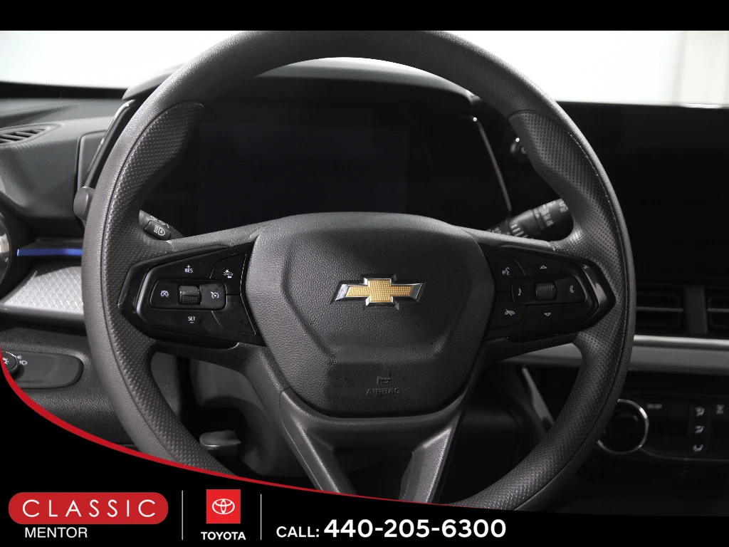 2024 Chevrolet Trax LT - Photo 7
