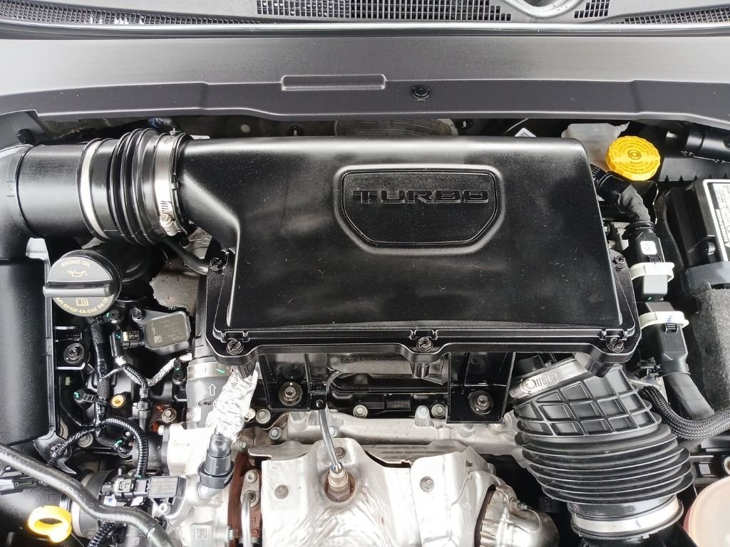 Used 2023 Gray Jeep Limited image 19