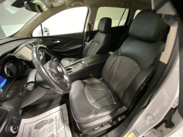Used 2018 Summit White Buick Essence image 18