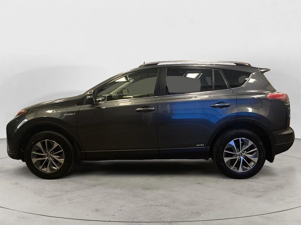 Used 2018 Magnetic Gray Toyota XLE image 2