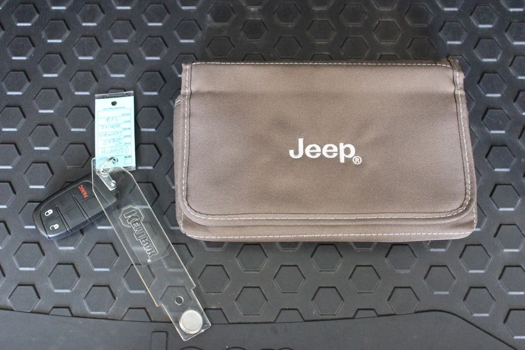 Used 2017 White Jeep Sport image 31