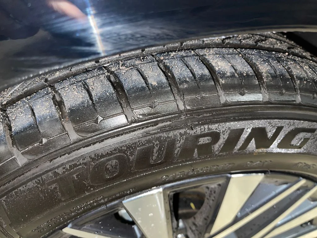 Used 2025 Black Nissan 2.5 SV image 14