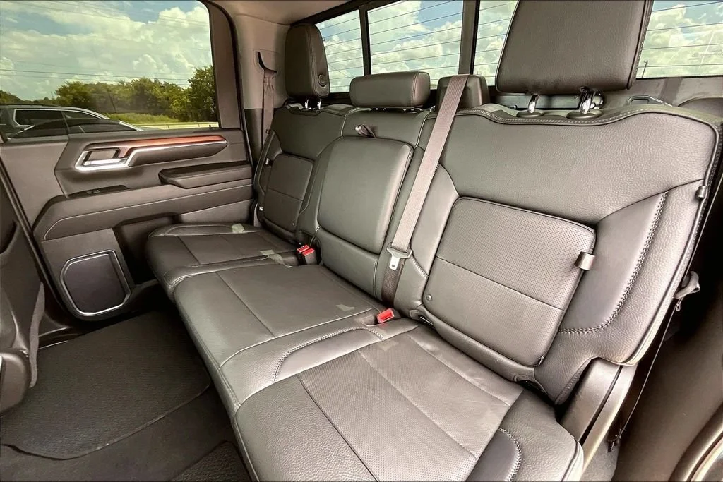 Used 2024 Onyx Black GMC Denali image 19