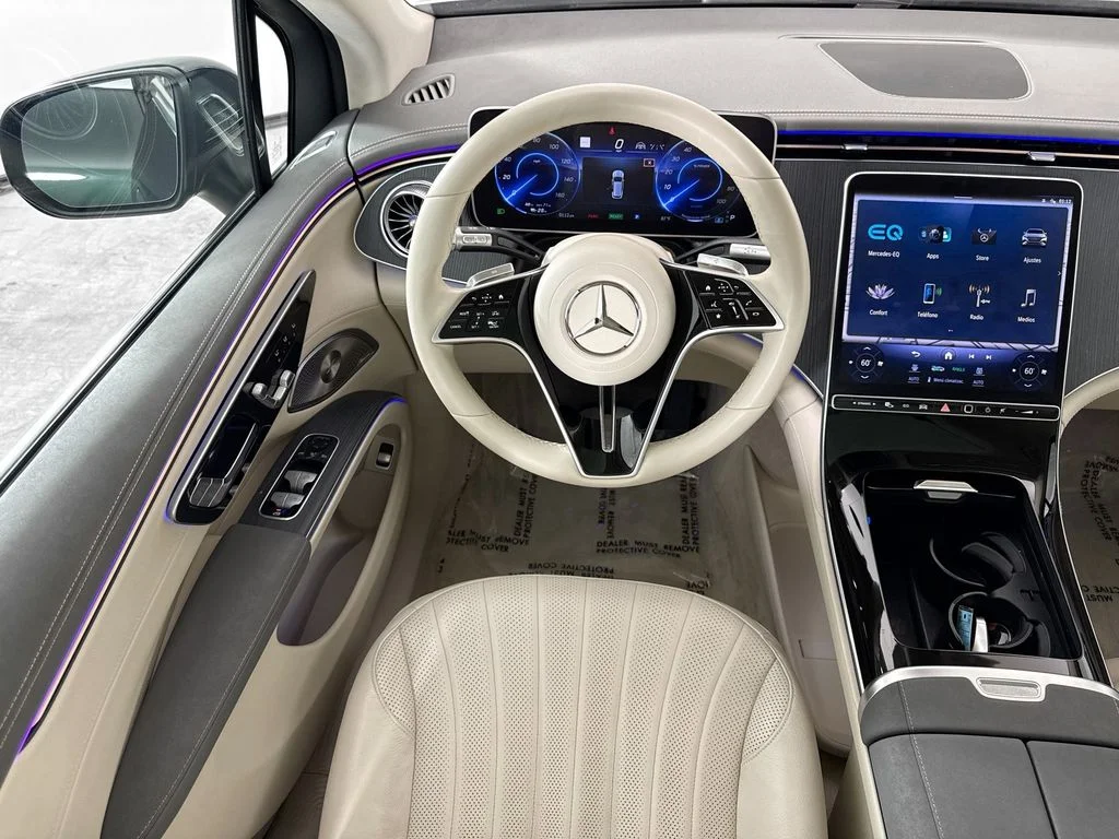 Used 2023 Green Mercedes-Benz 450 image 22