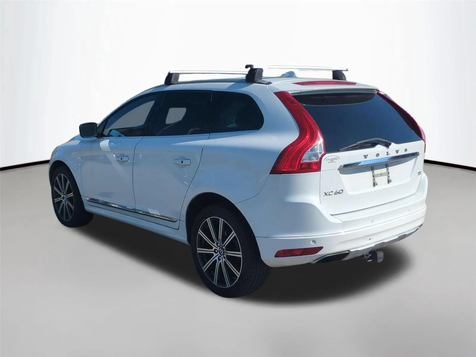 Used 2015 Ice White Volvo T5 Drive-E Premier image 3