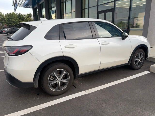 Used 2023 Platinum White Pearl Honda EX-L image 8