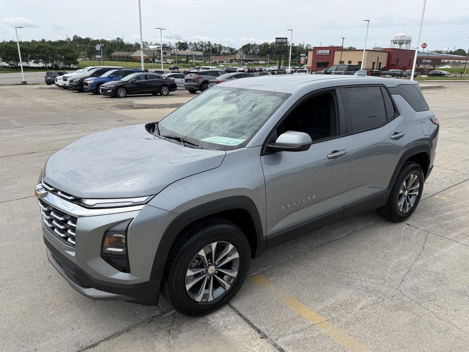 2027 Chevrolet Equinox LT - Photo 34
