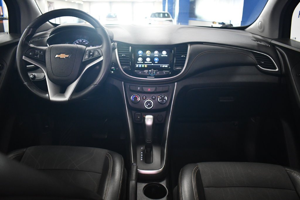 Used 2019 Silver Ice Metallic Chevrolet LT image 17