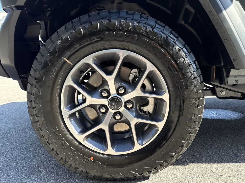 New 2026 Anvil Clear-Coat Exterior Paint Jeep Sport S image 11