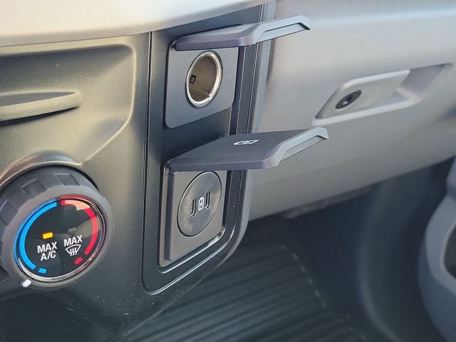 2025 Ford F-350 Super Duty XL - Photo 11