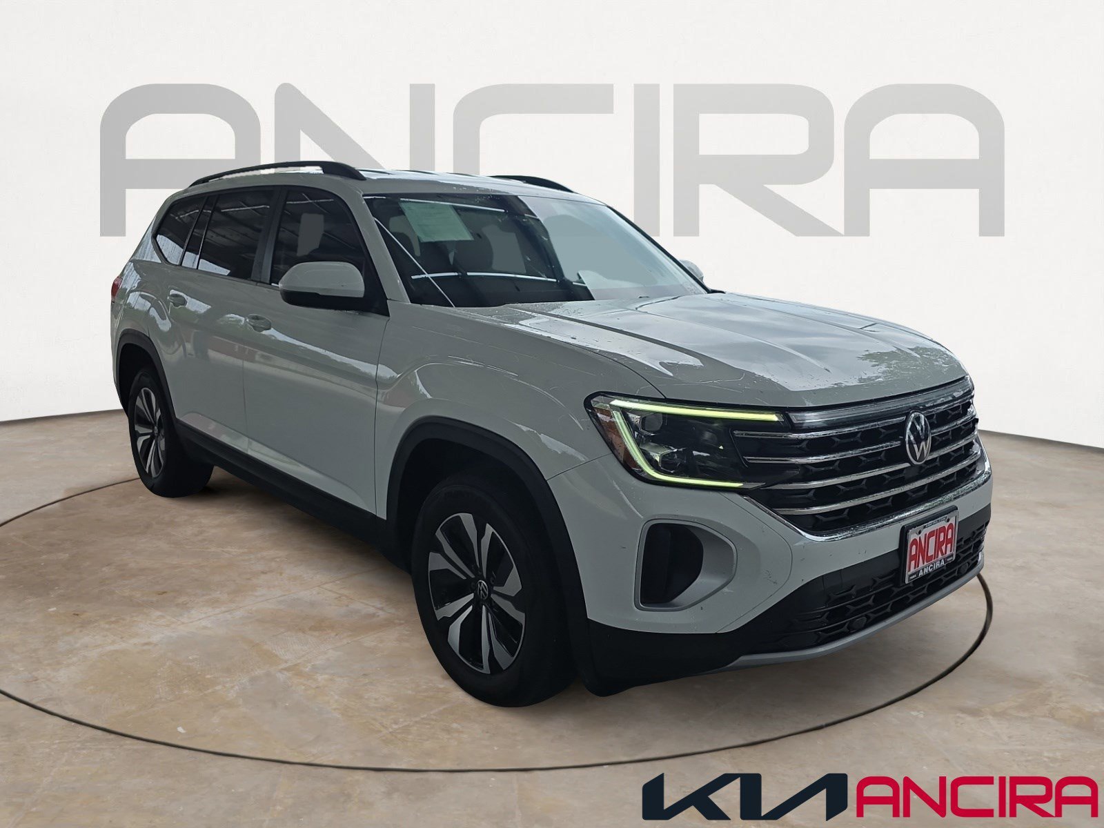 2024 Volkswagen Atlas 2.0T SE's photo