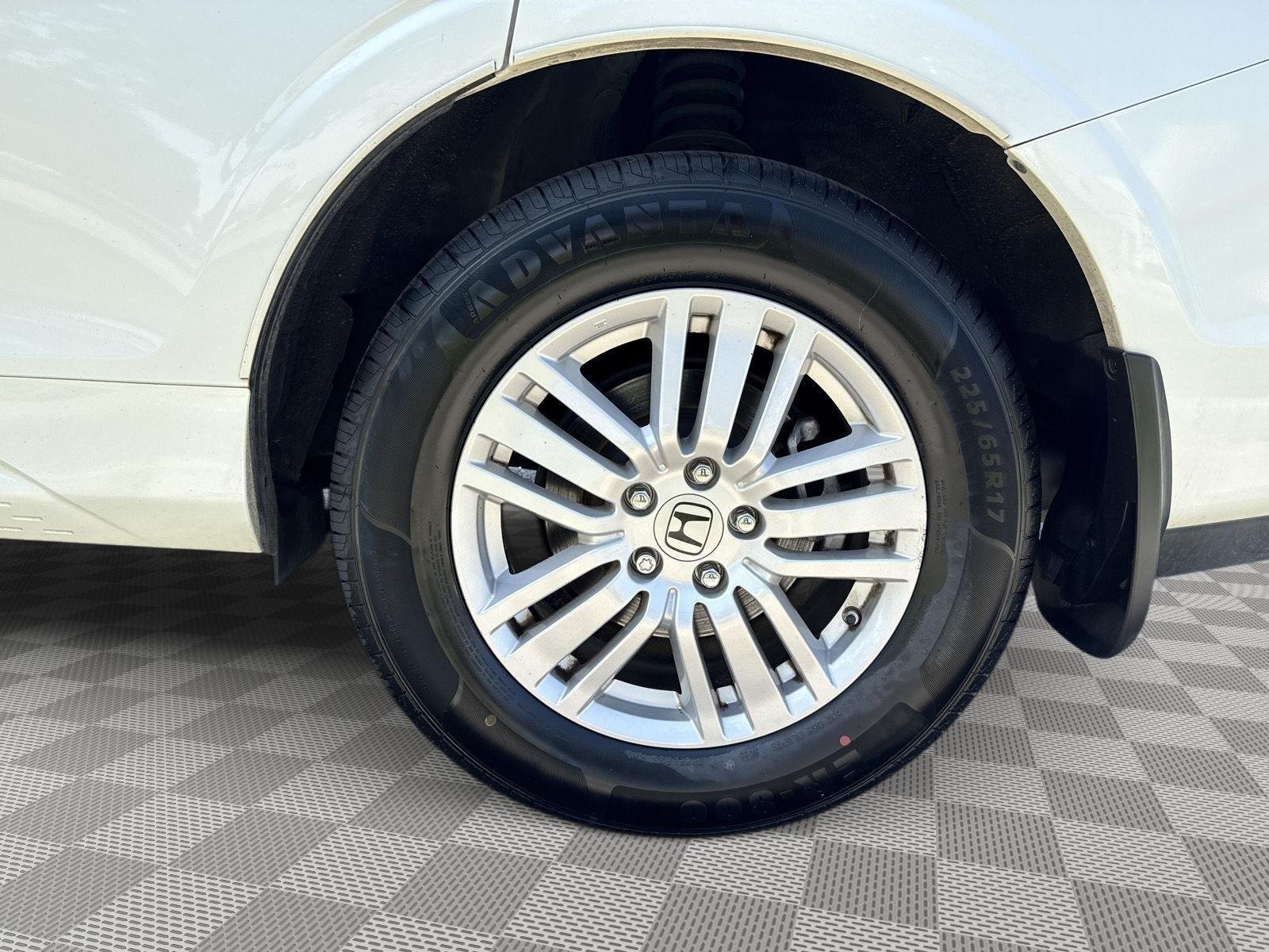 Used 2012 White Diamond Pearl Honda EX-L image 14