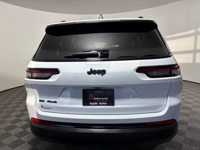 Used 2023 Bright White Clearcoat Jeep Altitude image 7