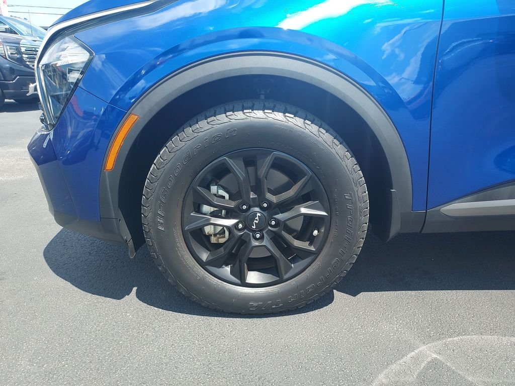 Used 2023 Blue Kia X-Pro image 9