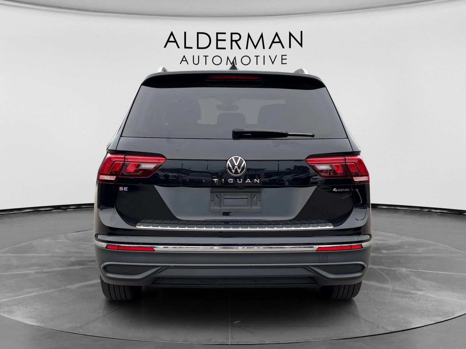 2023 Volkswagen Tiguan SE - Photo 4