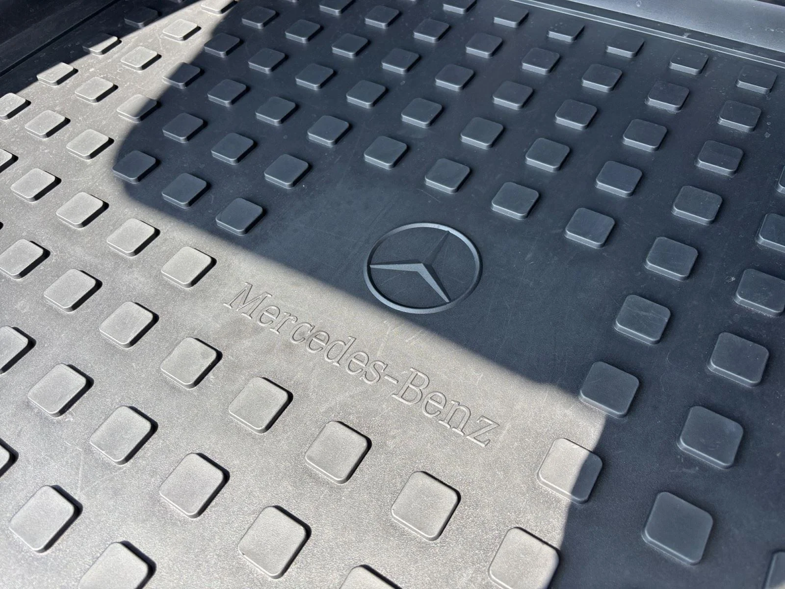 Used 2019 Black Mercedes-Benz GLC 300 image 46