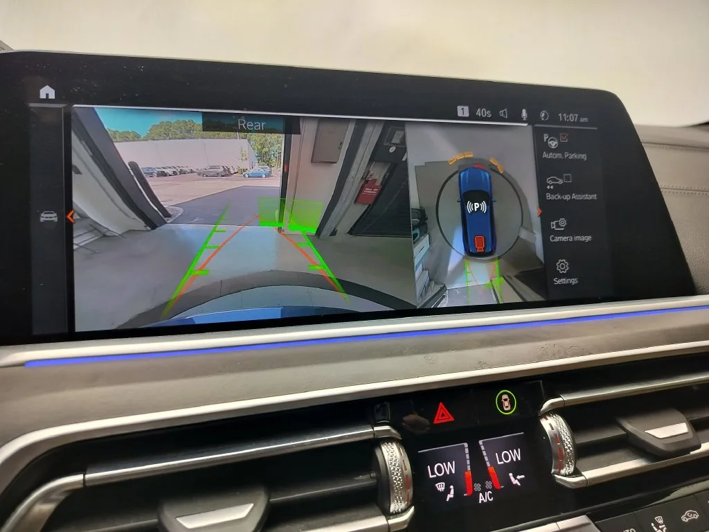 Certified Used 2023 Blue BMW xDrive40i image 18