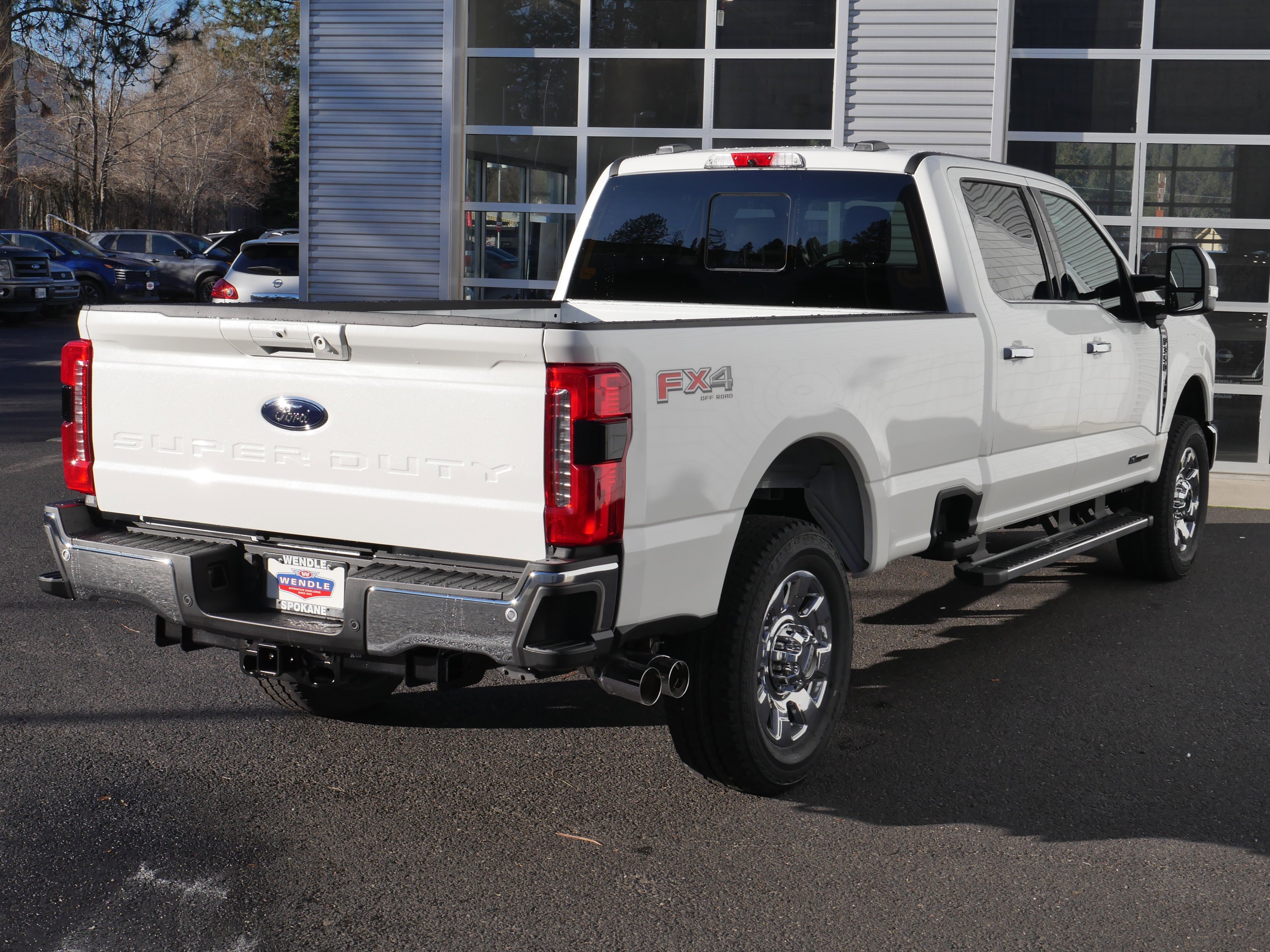 New 2026 Star White Metallic Tri-Coat Ford F-350® Lariat® image 30